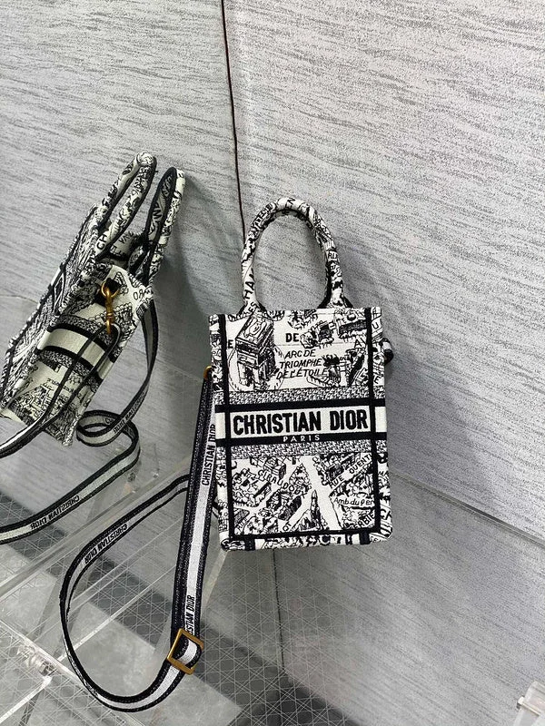Luxury Christian Dior crossbody bags with a chain - link strapBC - Dior Bags - 1015